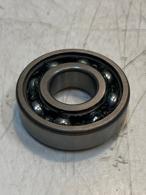 7 Quantity of KBC 6305D Single Row Ball Bearings 25x62x17mm (7 Quantity)