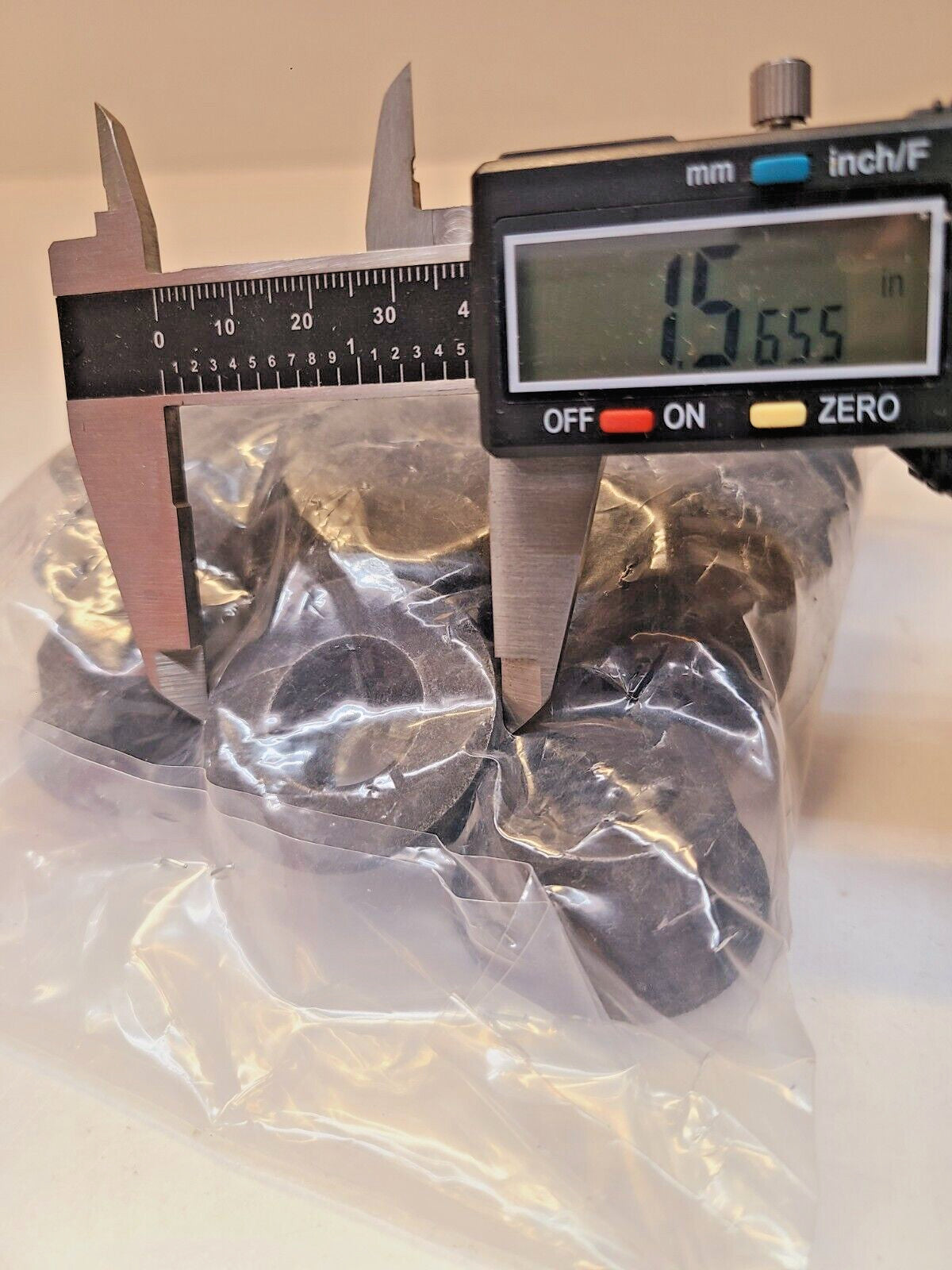 16 Quantity of Lock Nuts FLG LKSP .75-10 G8 P0 | 110312A | CAGE 75Q65 (16 Qty)