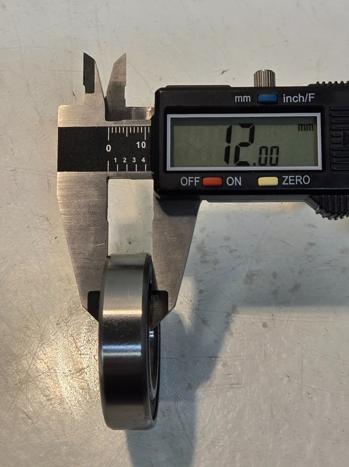 7 Quantity of Ball Bearings 6005RS | 47 mm OD x 25 mm OD x 12 mm Thick (7 Qty)