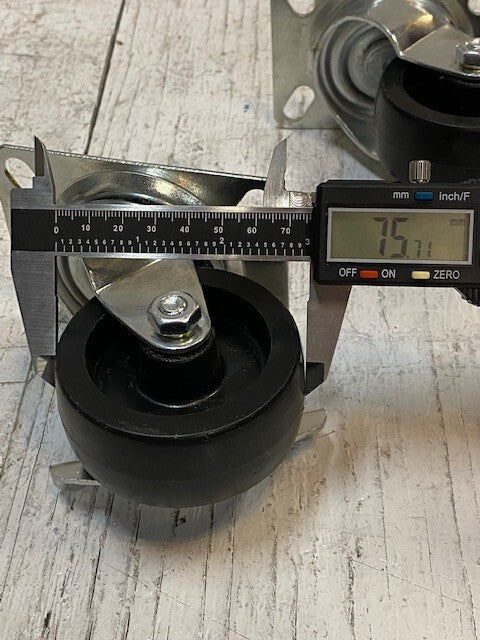 2 Pack of Standard Plate Casters 105mm Base 75mm OD 32mm Treadwidth(2 Quantity)