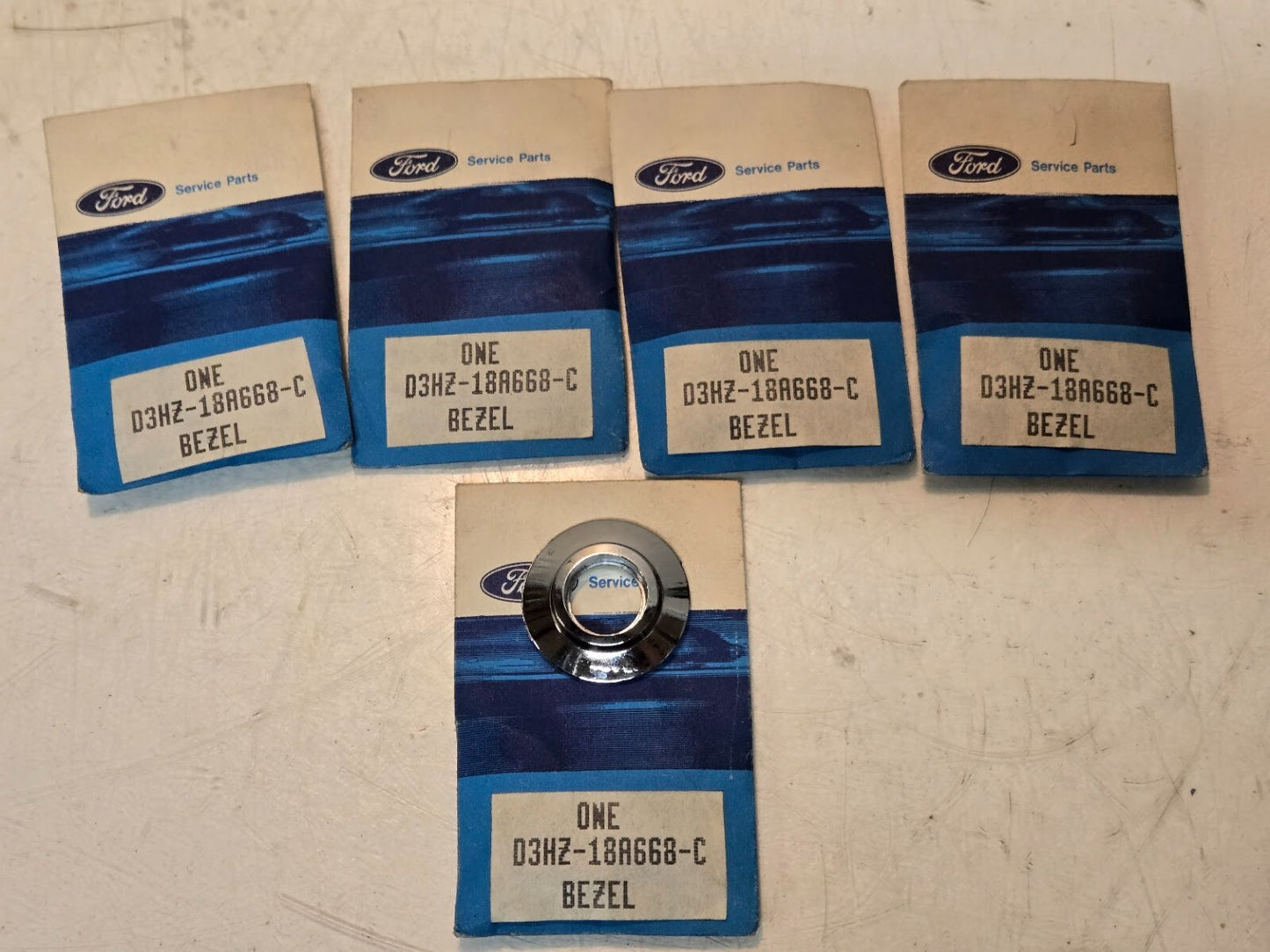 5 Quantity of Ford D3HZ-18A668-C Heater Bezels 5/8" Inner Diameter (5 Quantity)
