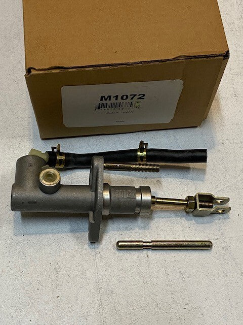 Clutch Master Cylinder M1072 | 1513