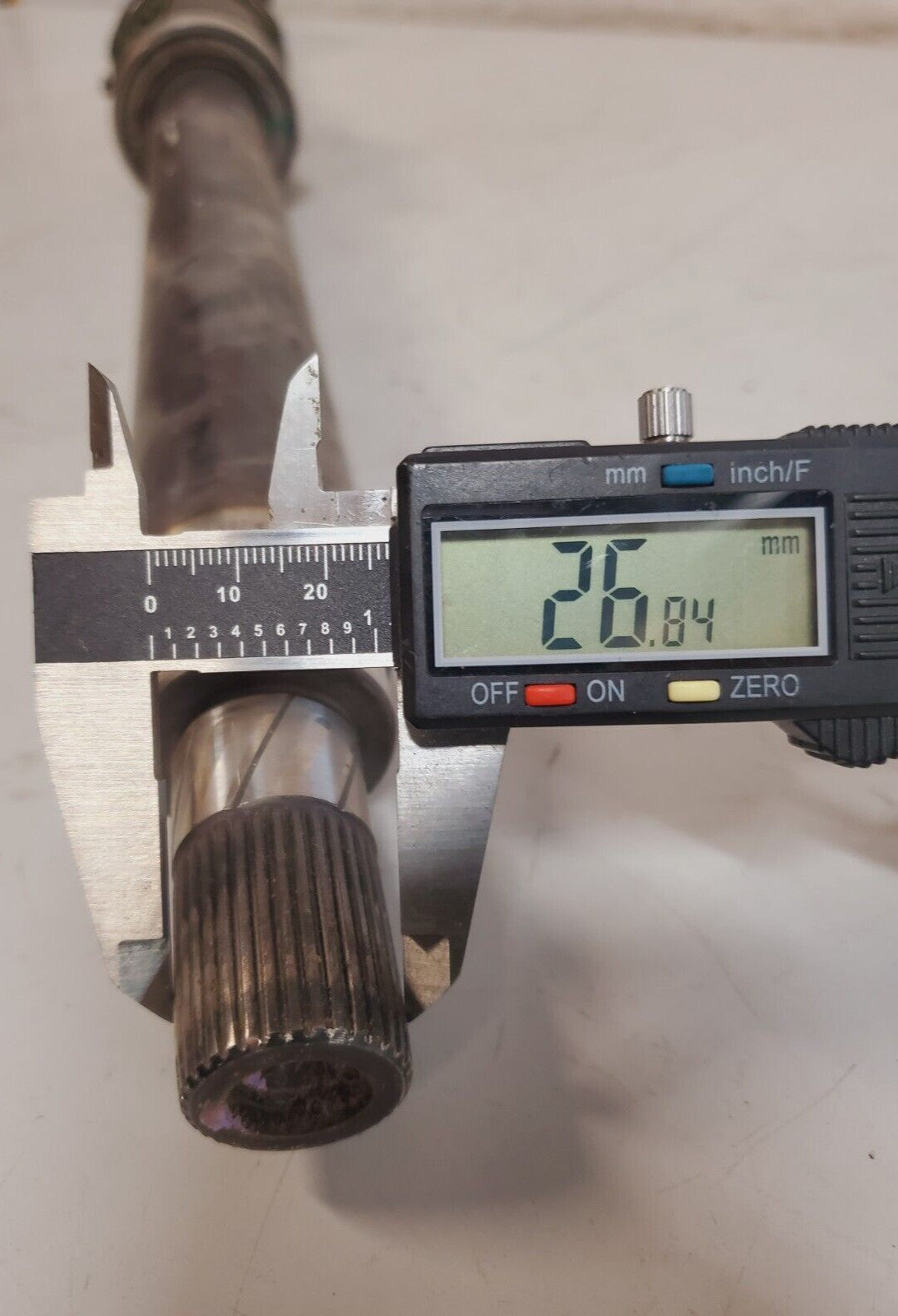 FoMoCo Axle Shaft Front Right For FORD AE8P-3B436-BB | 110721100251 | FAXXA