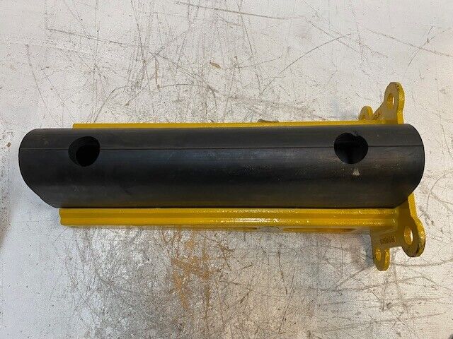 Vestil Steel Rack Guard with Rubber Bumper 18-1/2" L 10-1/2" W 8" H