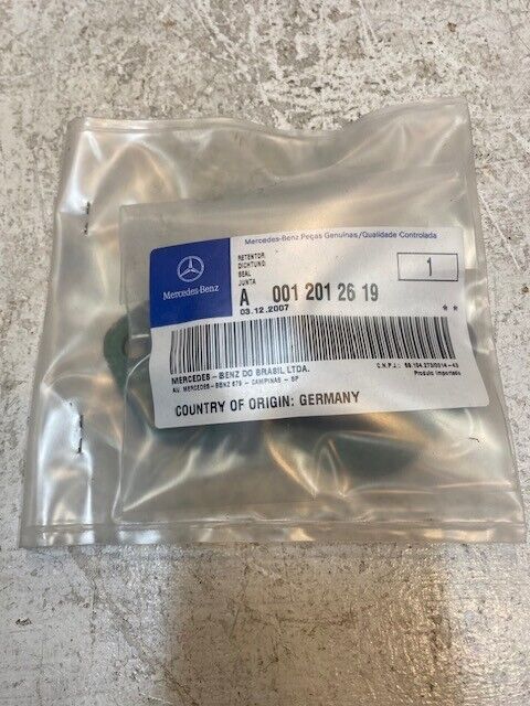 Mercedes Benz Seal A0012012619