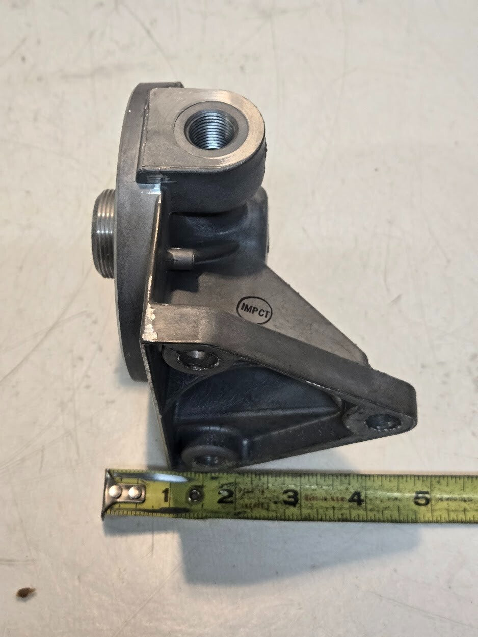 Fleetguard Adaptor Head 3304173S with Luber-Finer LFP-777PB Lube Filter