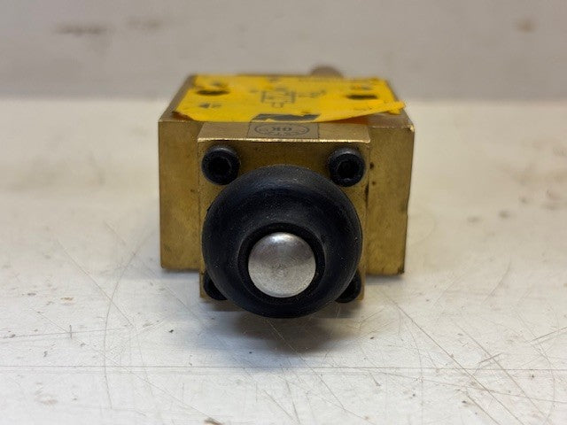 Nucon Pneumatics Poppet Valve 1/2" ID Port Size | ZNPT/1340/14