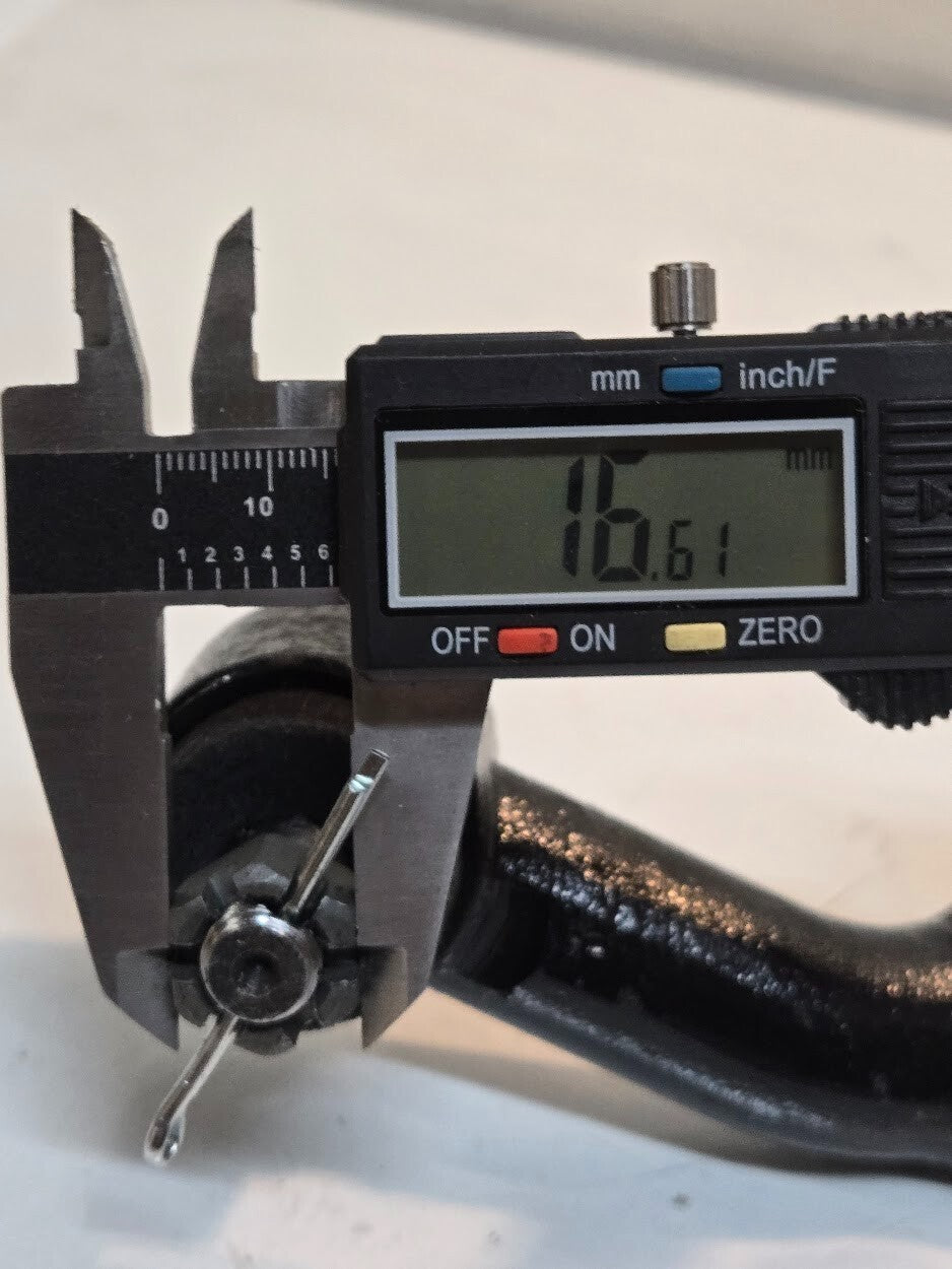 EXCDS1049 Steering Center Link | 25" Long | 10.4mm Diameter Bolts | 16.6mm Nuts