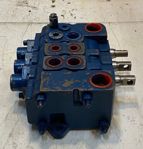 Hydraulic Directional Control Valve for CAT Lift Trucks L08S97CM | L120597