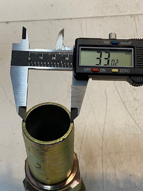 Gates Hydraulic Hose Fitting 4-24 FJX | 24-24 | OH | 5-1/8" H 45mm Thread