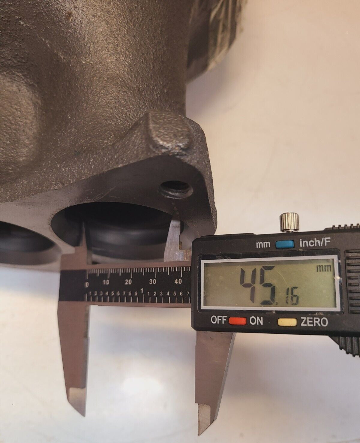 Exhaust Manifold For Nissan 1990-1997 | 674-549