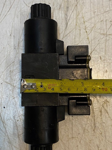Power Co. Delta APE Model CM3 Hydraulic Directional Control Valve