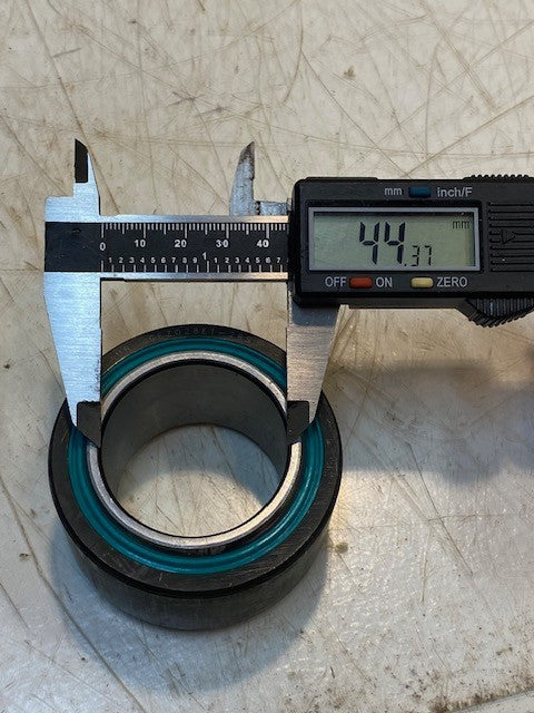 Aurora Spherical Shielded Plain Bearing GEZ028ET-2RS | 44 x 72 x 39mm