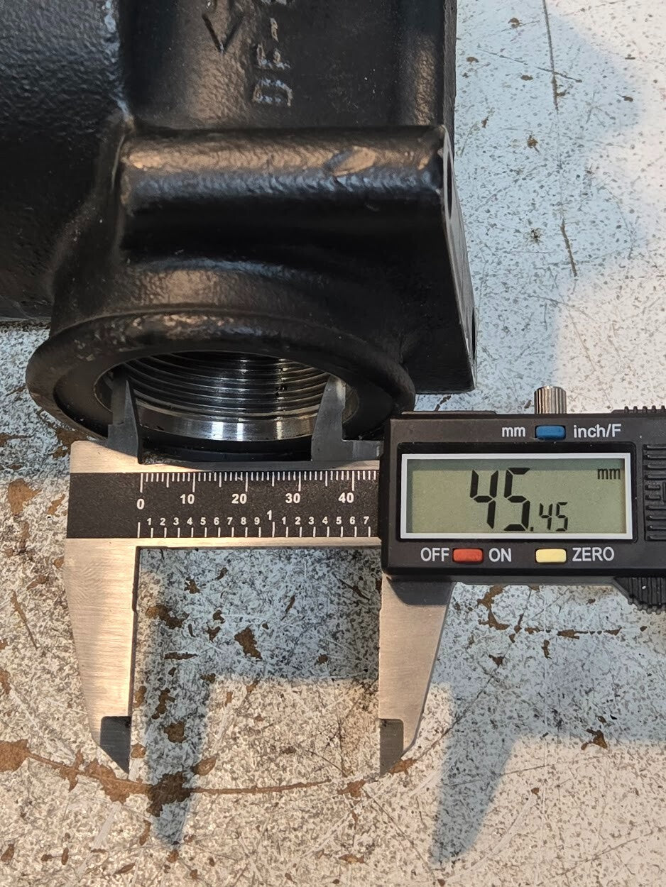 Demag Plastics Hydraulic Filter 403366 with Schroader Pressure Switch MS10LC-50