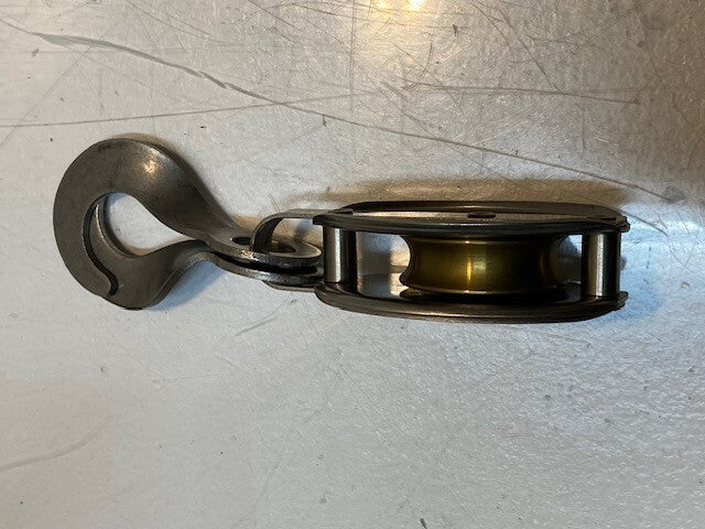 Royson 02154 Maritime Sailing Single Pulley with Scissor Hook