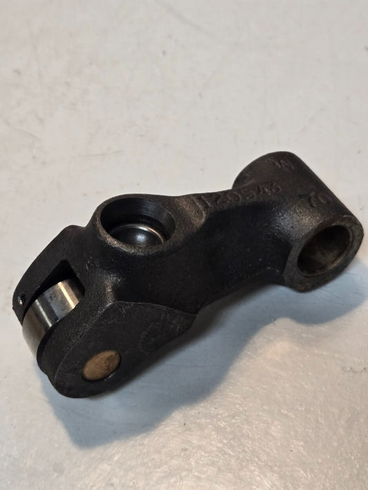 Rocker Arm 120543 W 70 | 4 1/4" Long 1 3/8" Wide 31.7mm Roller 19mm Bore
