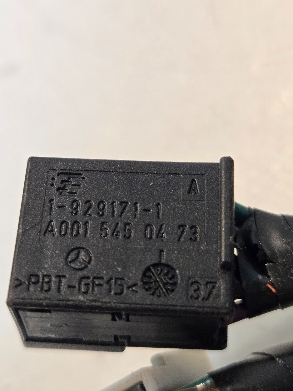 13 Quantity of Wiring Harness 2494.6701 | 1-929171-1 | A001 545 04 73 (13 Qty)