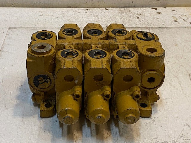 Husco Hydraulic Sectional Control Valve 5000-C383-A | A01A3532-00 | 451-HS-02598