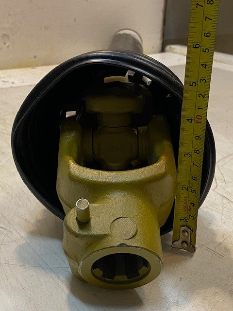 Weasler Stock No 14006442 | 1-3/8" x 6 Spline QD x 1-3/8" Round w/ Pinhole