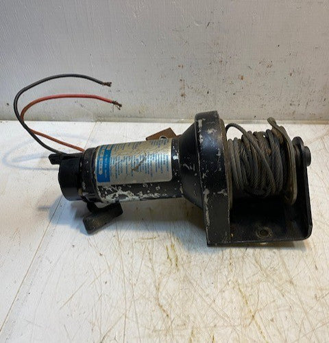 Superwinch X1 Model 1101 Trailer/Utility Electric Winch 2,000 lbs / 12V