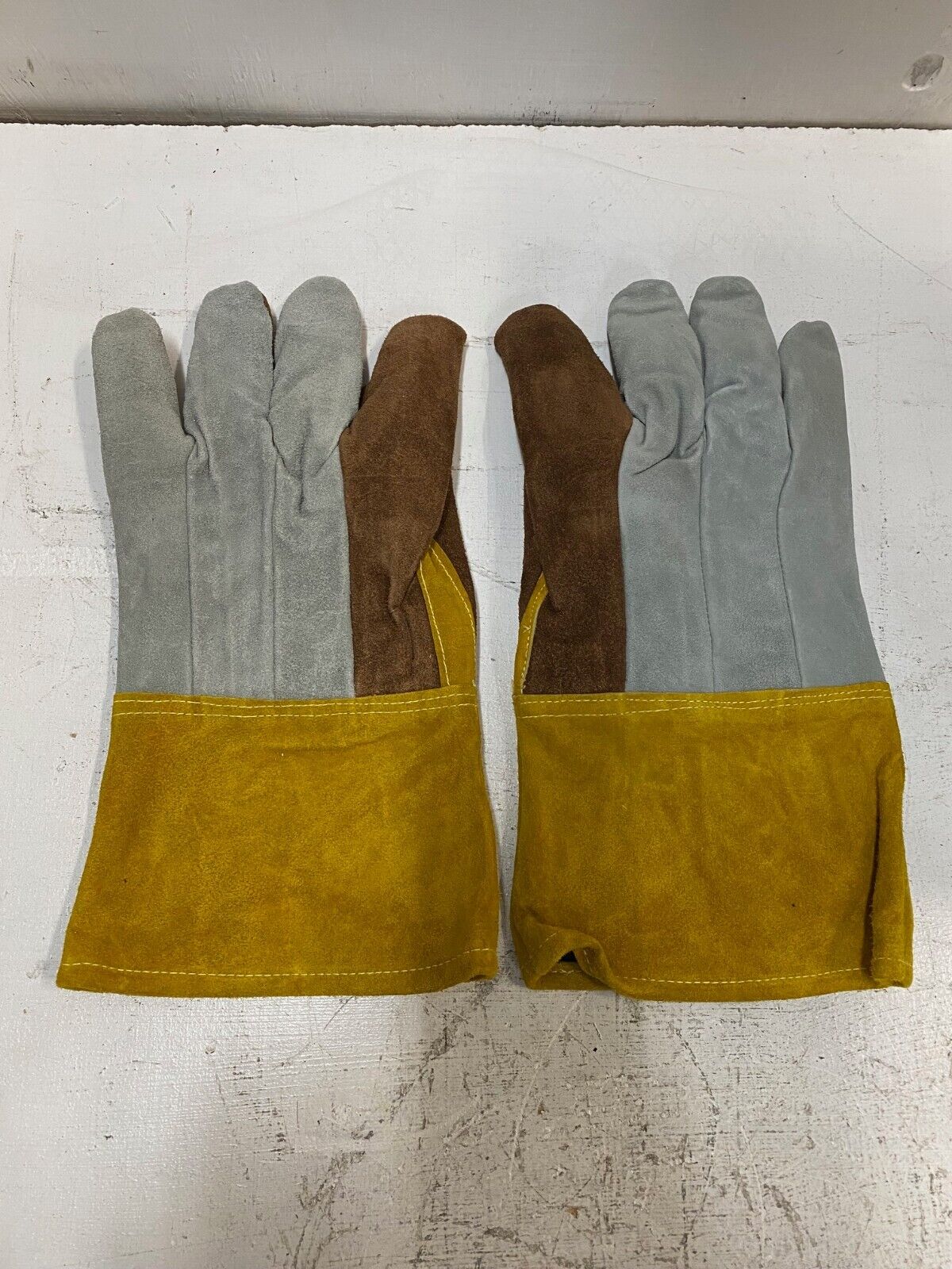 5 Pairs of Cowhide 48583 XL Welding Work Gloves 13" L 6" W