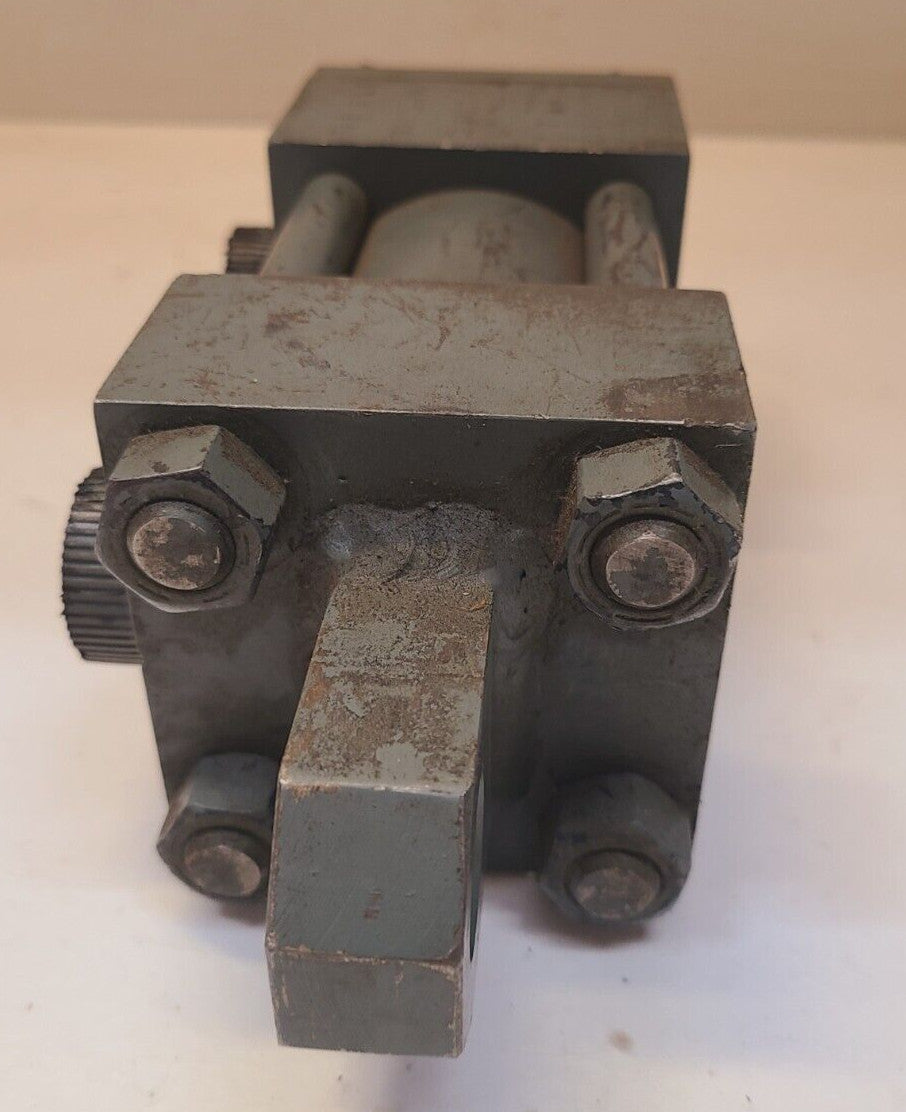 T-J Cylinder Model SH 211 | B33510143RW | DN 91207 | HS-251 | SH-252