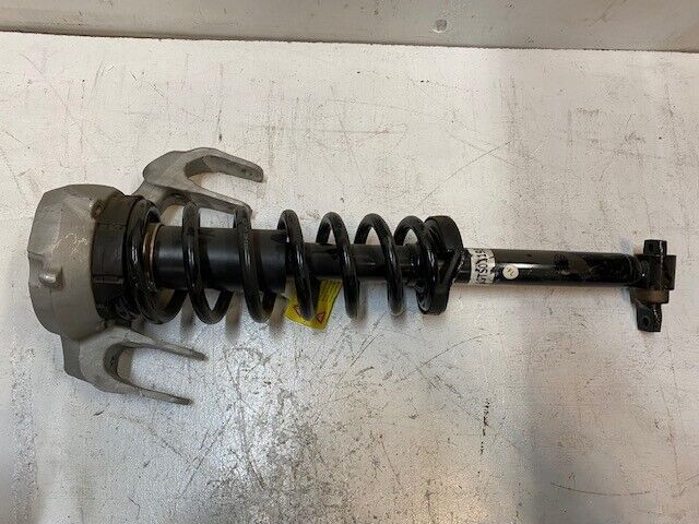 TRQ 1ASTS01195 Cadillac CTS Front Driver Side Strut & Spring Assembly