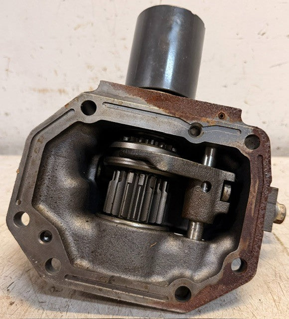 Power Take-Off Unit Gearbox Mechanical Power Transfer Assembly Vechicle Part
