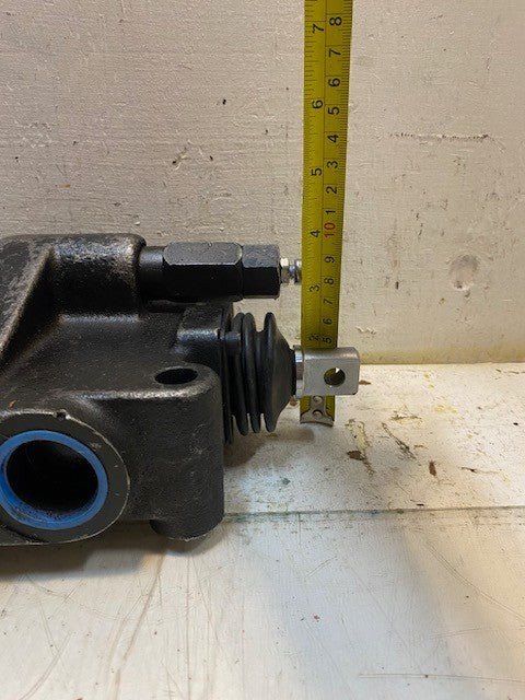 The Heil Co. Hydraulic Pump Control Pressure Valve 0316131 | 5024800 WF1 9D06