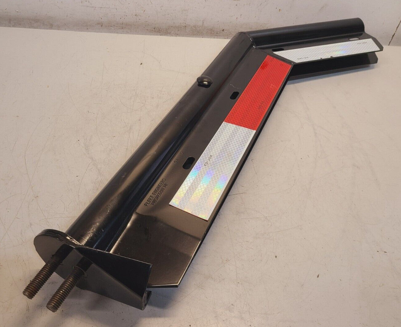 Fleet Engineers Muskegon Spring Loaded Mud Flap Hanger FB-27