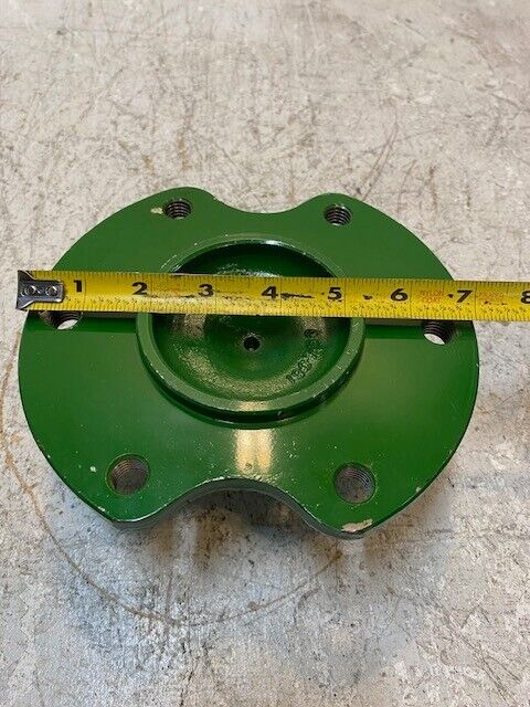 Front Wheel Spindle Stub Axle for John Deere 190786 | 19-Spline 34mm 12mm Holes