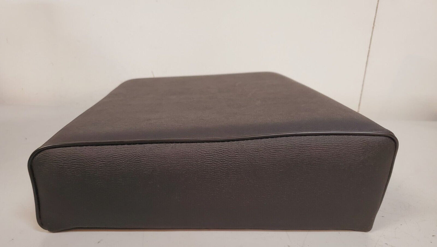 Cushion Seat S3631 | 2540-00-471-5325 | FSCM 98126 | DLA700-82-P-1772