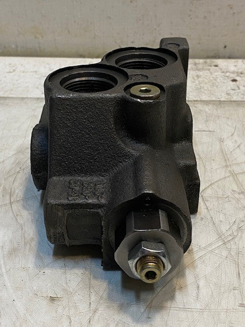 Hydraulic Valve 16-02-052-909 | 13D0 | 31mm Bore 25mm Side Bore
