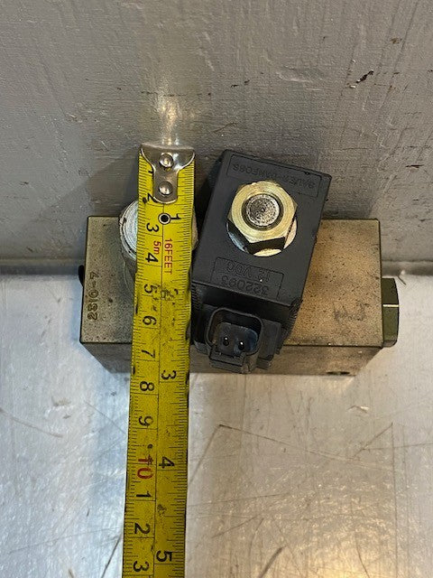 Sauer Danfoss Bobcat Valve 2310-7, 223564 B, CP12548, AE0910A, AE0410C