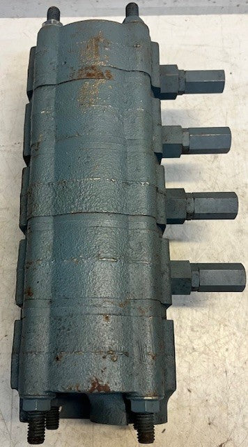 Hydraulic Gear Flow Divider Valve Splitter Pressure Balanced High Performance