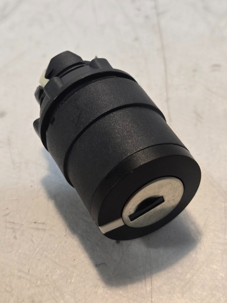 Telemecanique ZB5AG1 3-Position Spring Return Key Selector | 2 Keys | 0804