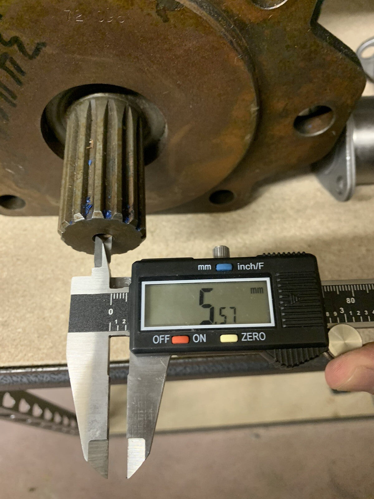 Geartek Hydraulic Pump PGT-5878 / GT4386 | 14 Spline | Measurements Pictured