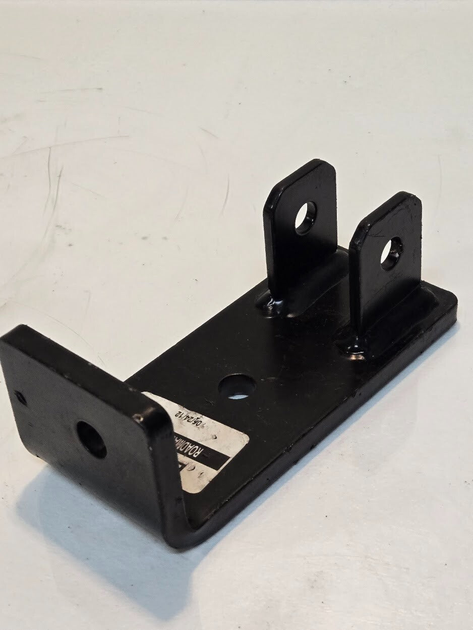 Roadmaster B666R Bracket for Sprinter Van | 6-1/4" x 2-3/4" x 2-1/2"