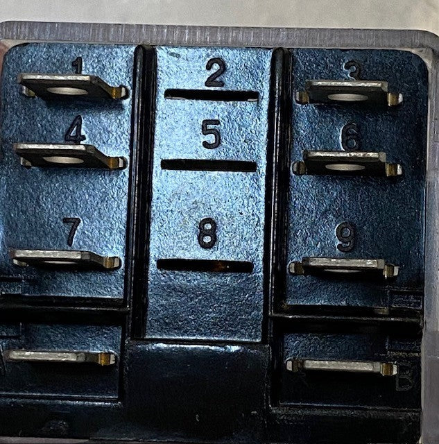 2 Quantity of Magnecraft 389CX-179 Power Relays 24VDC 20Amps (2 Quantity)