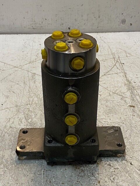 Center Swivel Joint for Bobcat Excavator 6PN966 8-1/2" Tall 5" Wide 76mm Top End