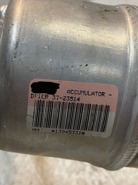 A/C Accumulator Drier w/ Hose Assembly 37-23514