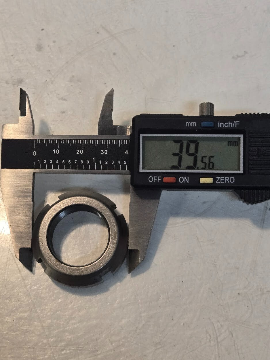 Sprocket Shaft Assembly 00-438373 for Hobart | 5" Long 24.5 mm Thread Diameter