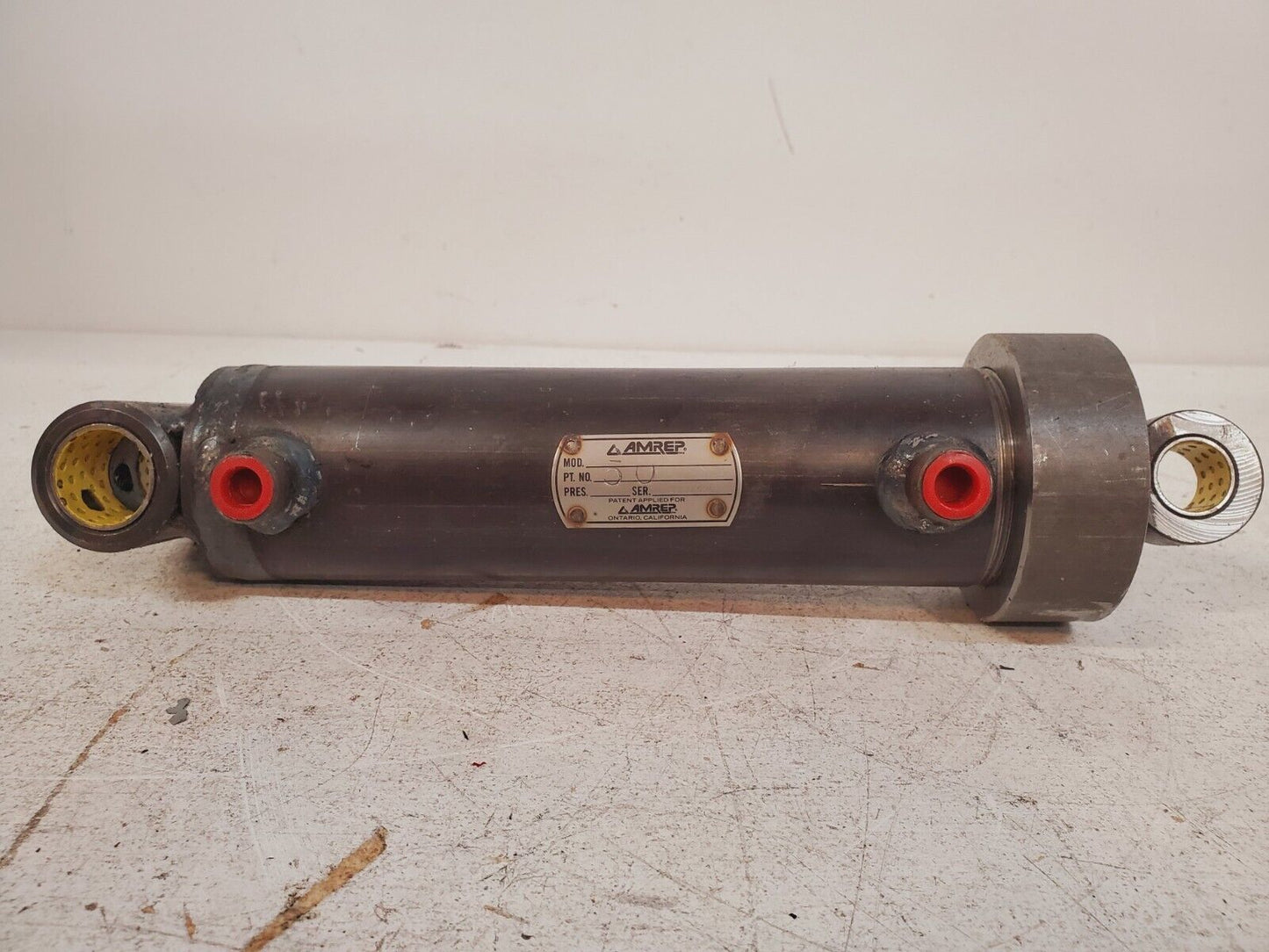 Amrep Hydraulic Lift Cylinder 62567 | 50 (Slight Damage)