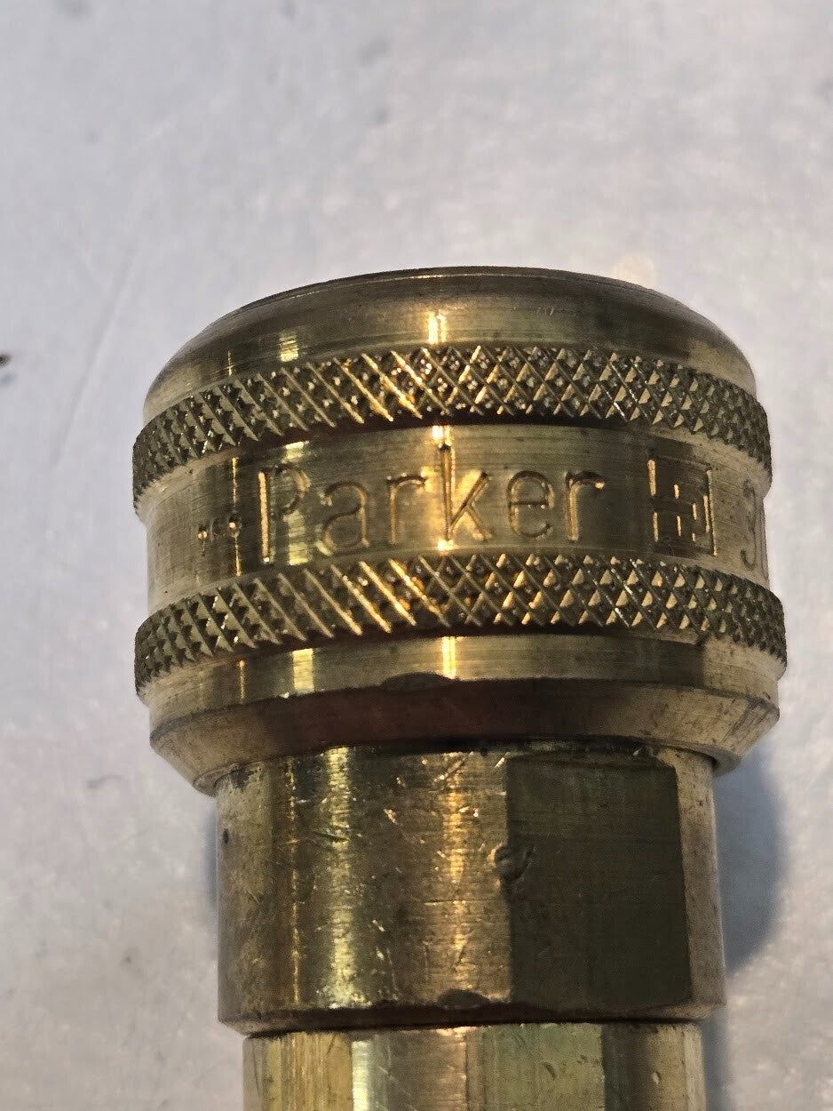 Parker 30 Series B37 1/2" Quick Connect Coupler 1/2"-14 Female Threads