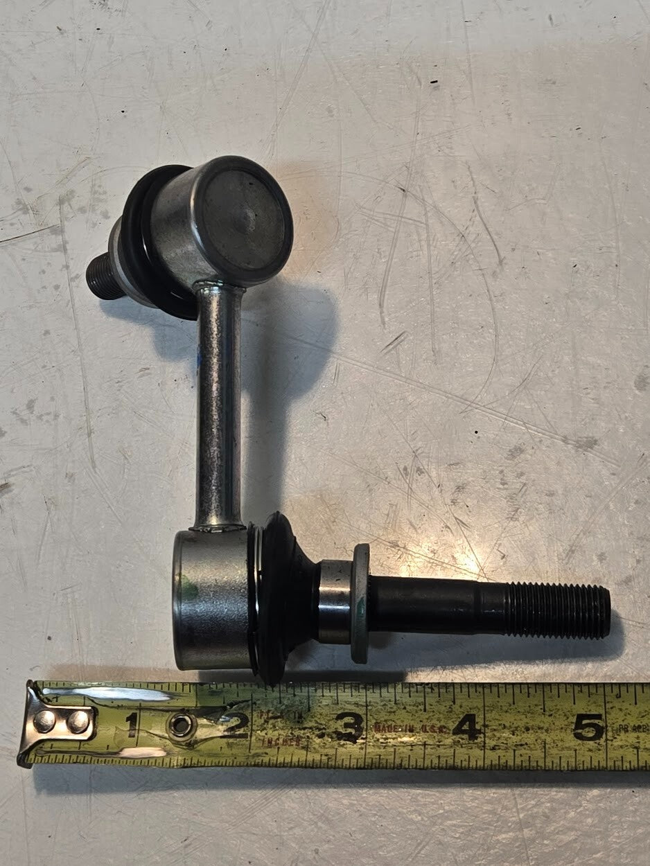 Toyota Genuine Parts Front Stabilizer Link Assembly 48820-30090 | GD09