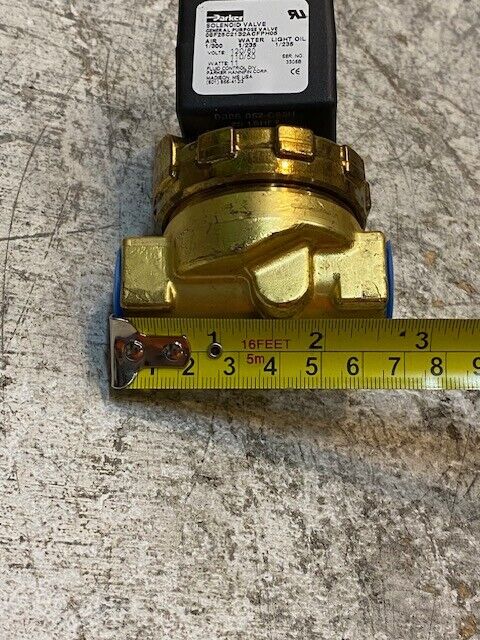 Parker 08F25C2132ACFPH05 Complete Solenoid Valve 1/2 NPT Volts 120/60 110/50