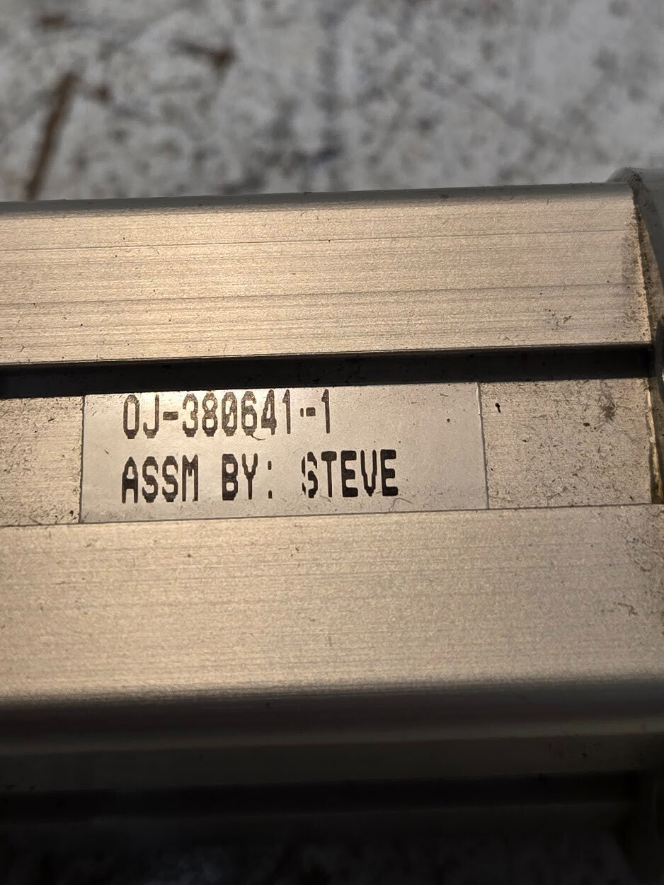 Pneumatic Cylinder R3CG-01|4B-A2A0 | OJ-380641-1