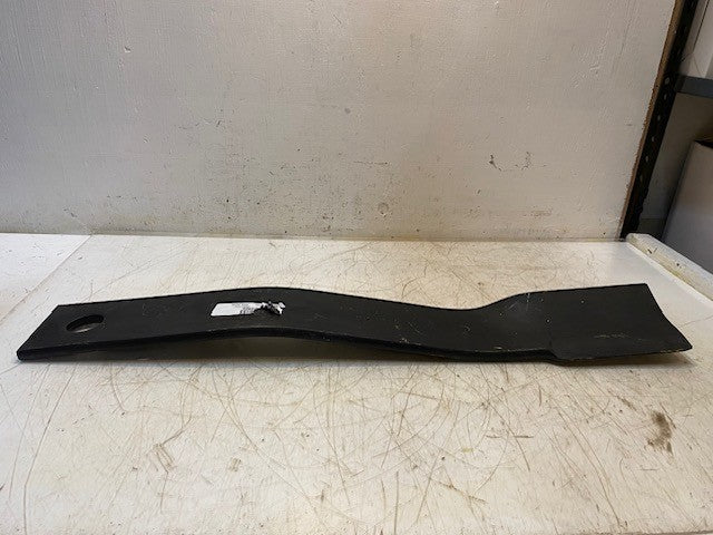 John Deere Rotary Cutter Blade FH329920 | 28-1/4" Long 4-1/4" Wide