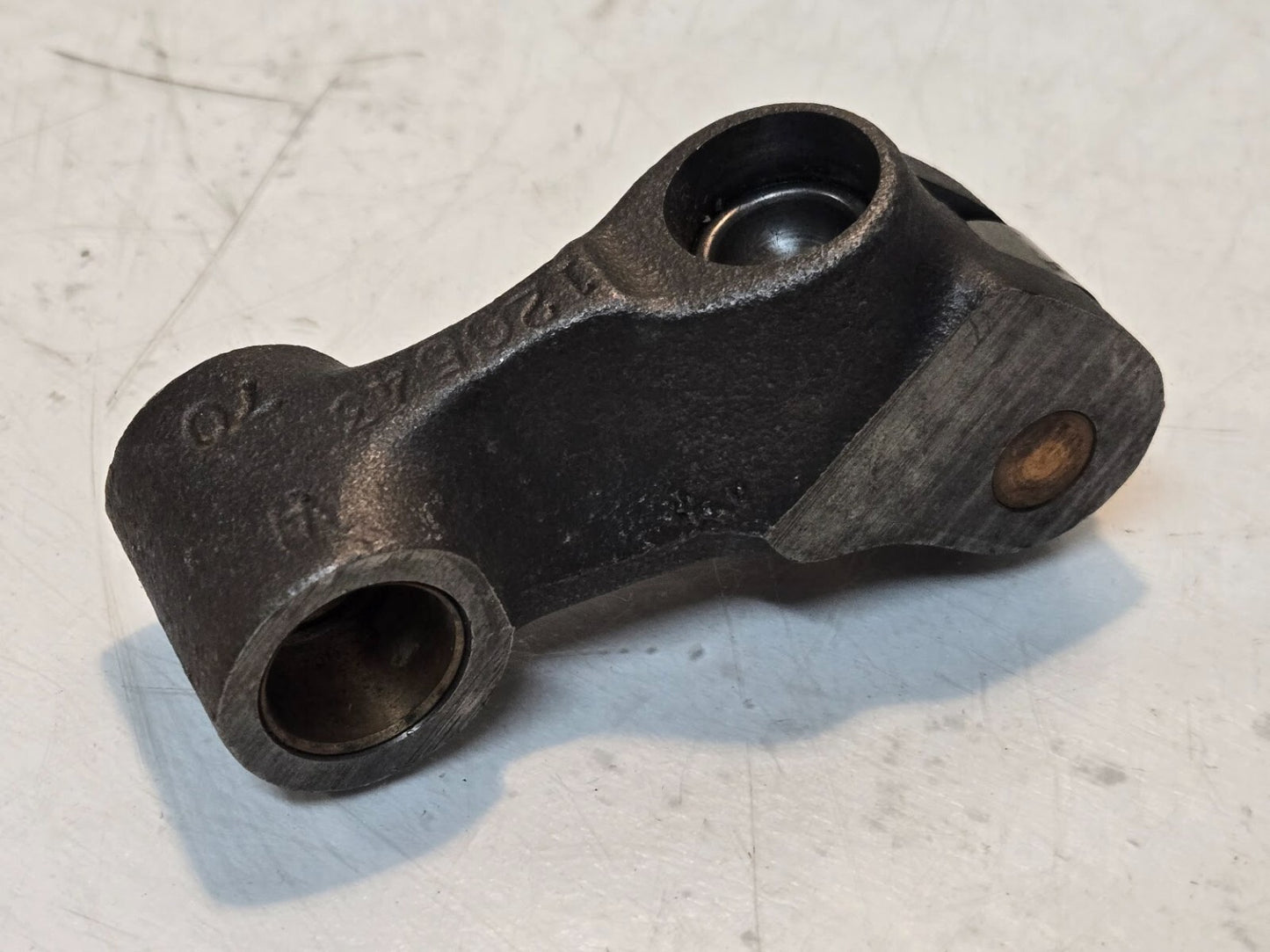 Rocker Arm 120543 W 70 | 4 1/4" Long 1 3/8" Wide 31.7mm Roller 19mm Bore