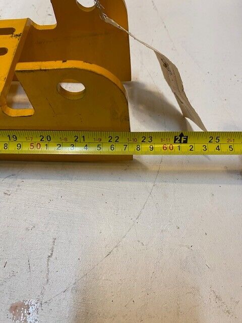 IR Walkway Bracket, Yellow 20327409 | 04712-631-00 22-1/2" Long 4-1/4" Wide